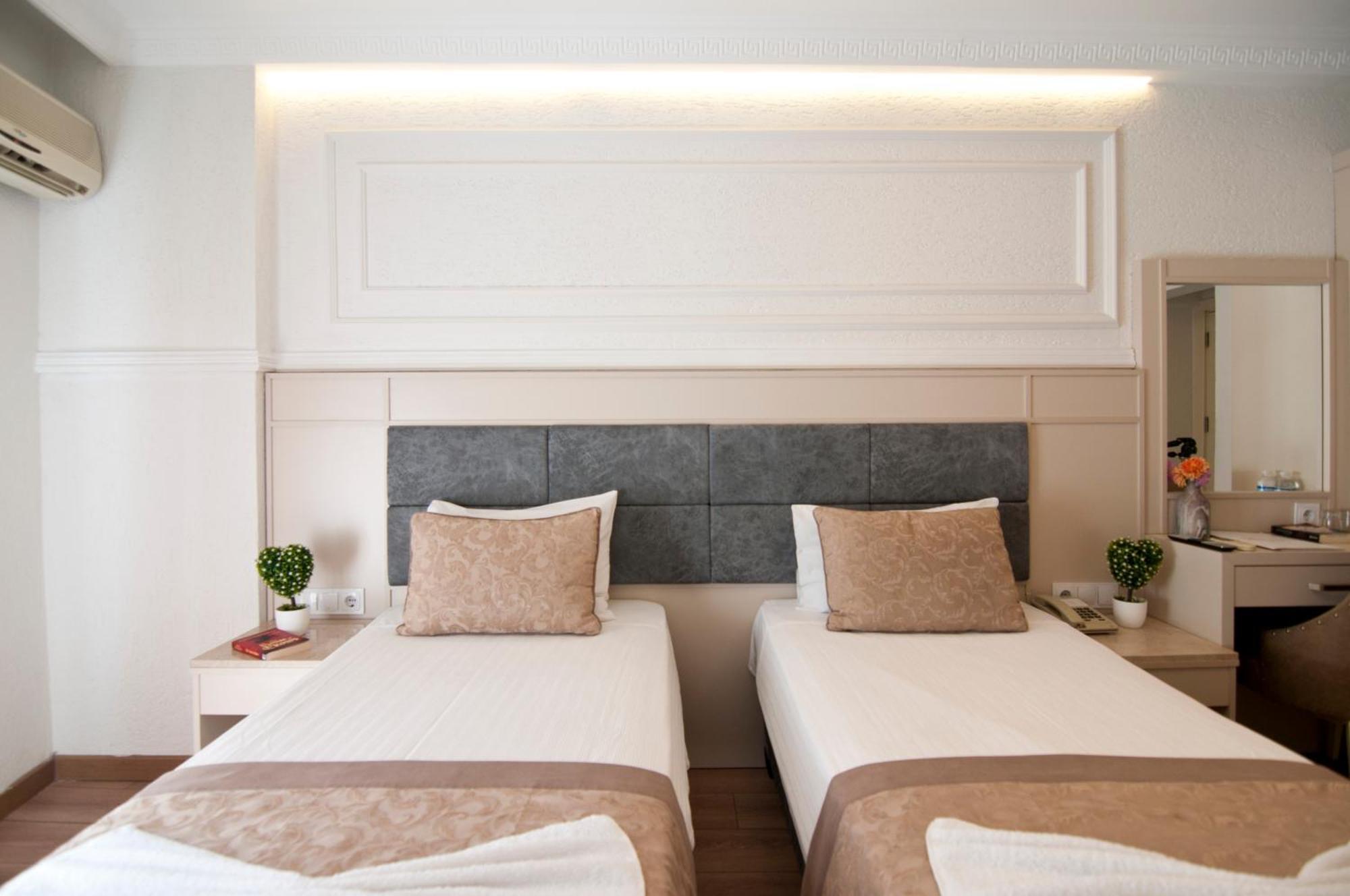 Royce Hotel Istanbul Ngoại thất bức ảnh
