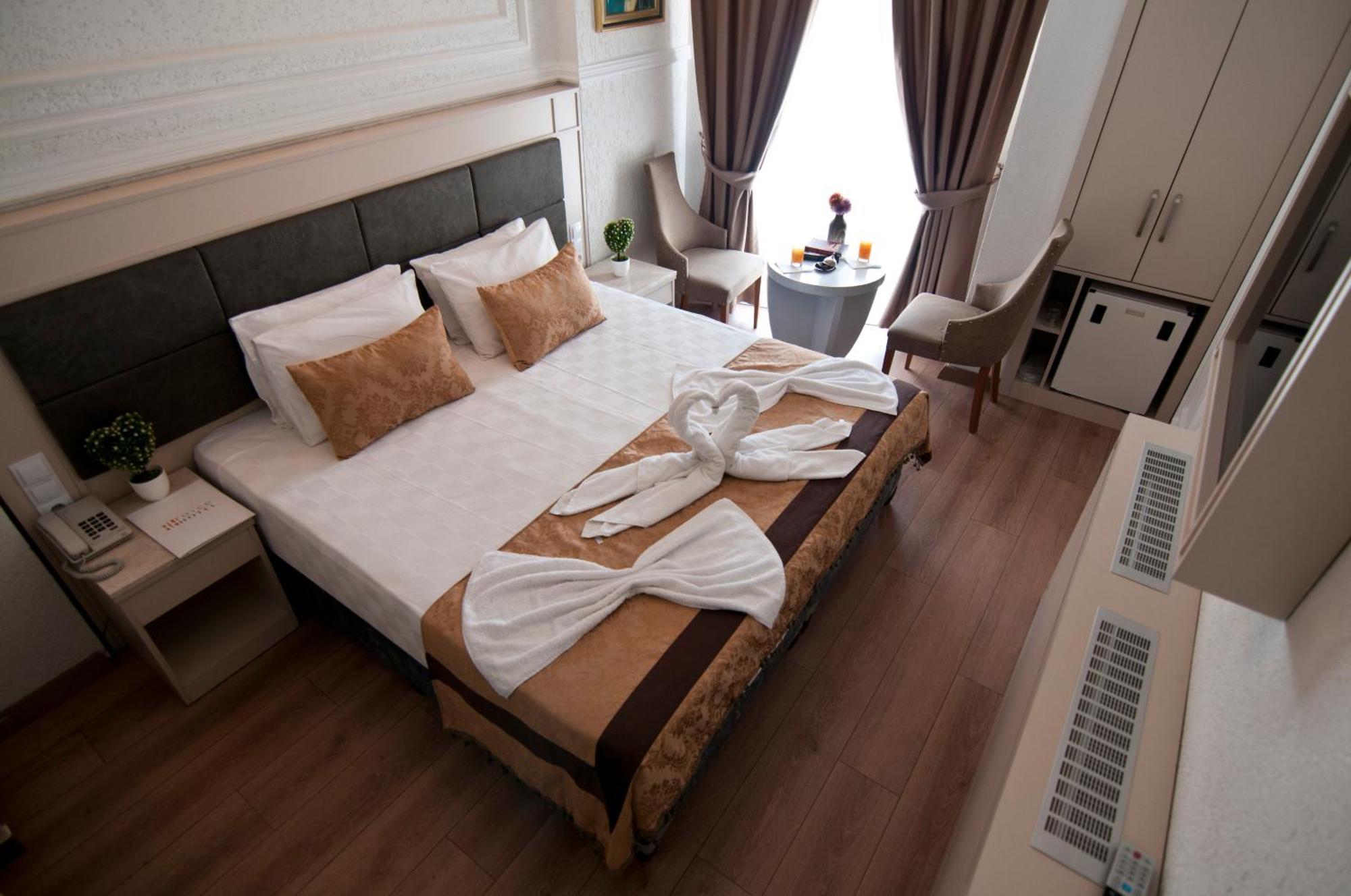 Royce Hotel Istanbul Ngoại thất bức ảnh