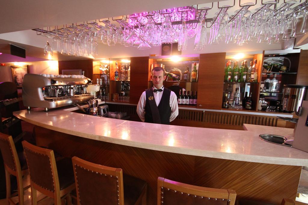 Royce Hotel Istanbul Ngoại thất bức ảnh